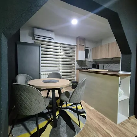 Royal * سراييفو